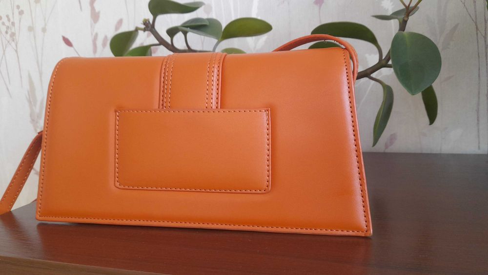 Torebka Jacquemus kolor koniakowy brąz