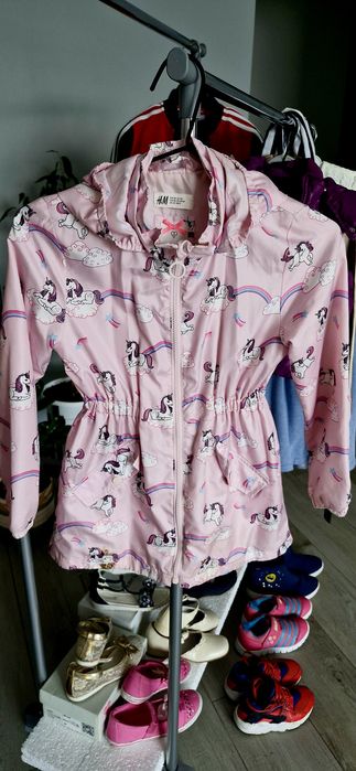 Вітровка H&M на 6-7р