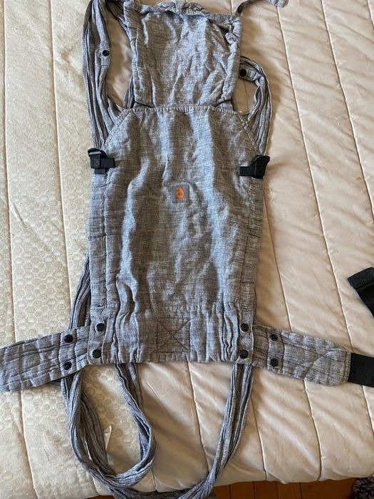 Mei-Tai Nashsling. Mistura de pano e mochila