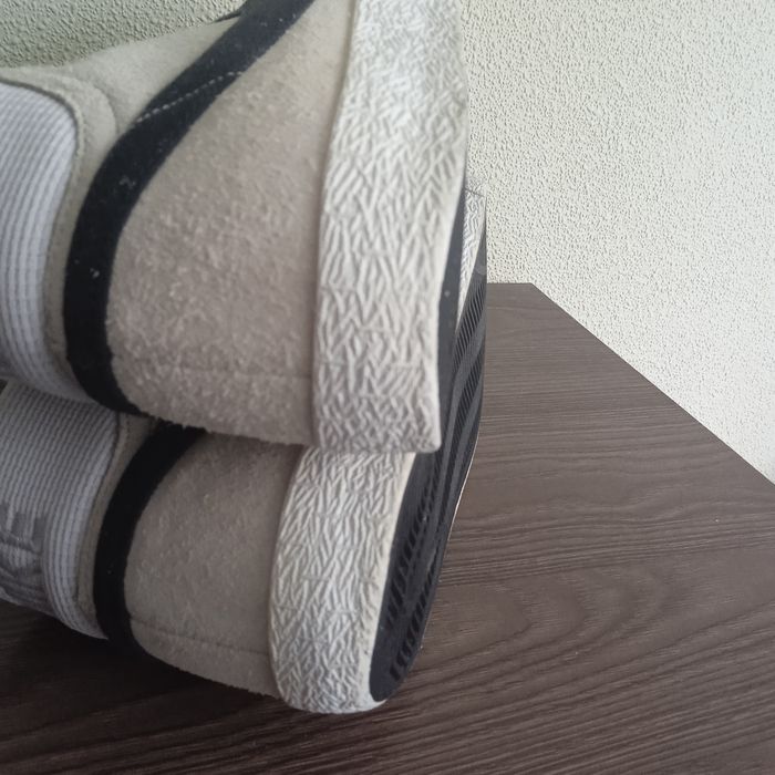 Nike p.43,5(29см) замшеві