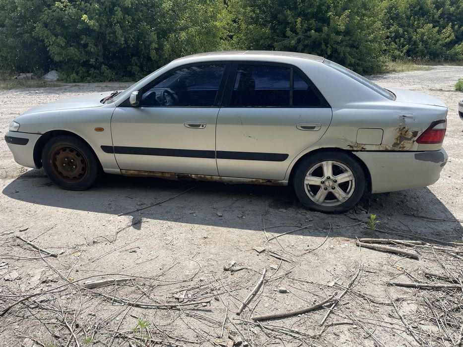 Mazda 626 2001рік 1,8 газ/бензин