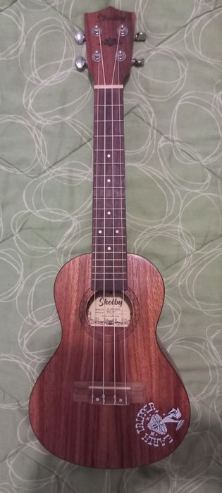 Ukulele Shelby 23"