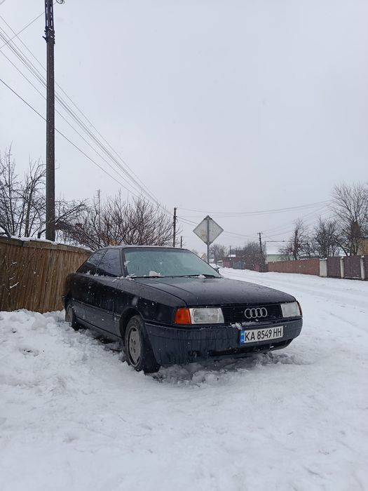 Ауді 80 в гарному стані не гнила