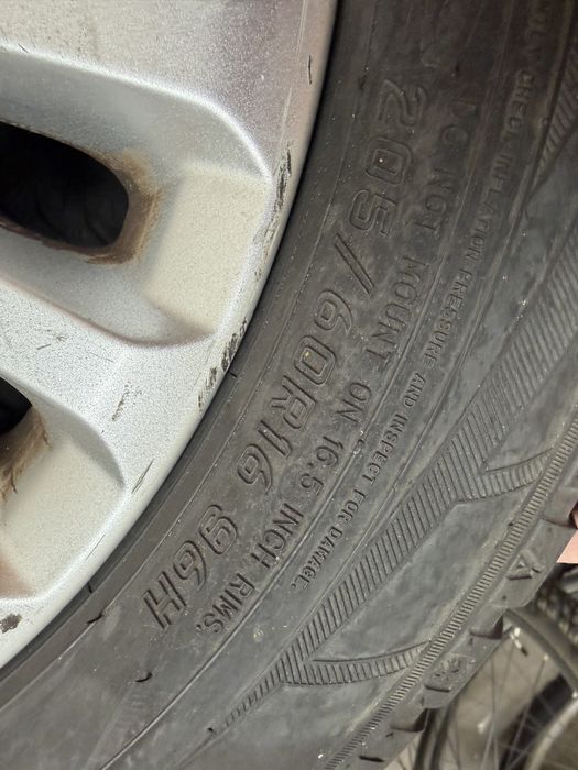 Oryginalne aulfelgi Ford Mondeo Mk5-16 + opony Fulda Zimowe