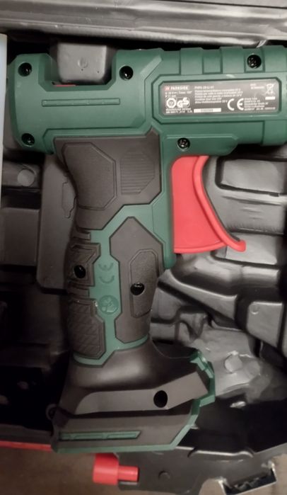Pistola de cola quente bateria 20V Parkside