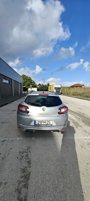 Renault Megane 1.5 dCi Automático – Muito Económico, Conforto e Fiabil