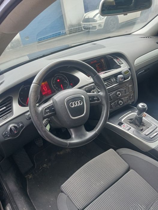 Audi A4 Sport limousine B8