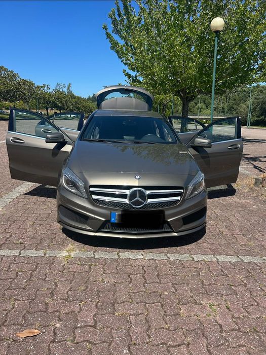 A venda Mercedes A200 com o pack amg line