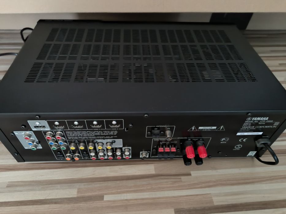 Amplituner Yamaha HTR-2866