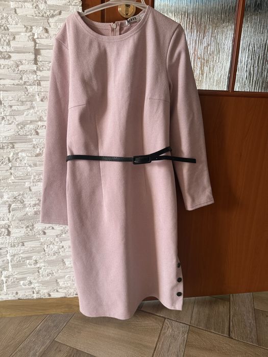 Сукня нова рожева s