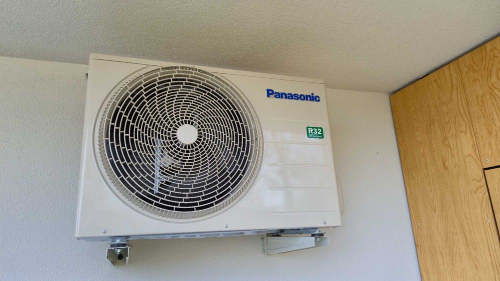 Klimatyzacja do ogrzewania i chłodzenia z montażem