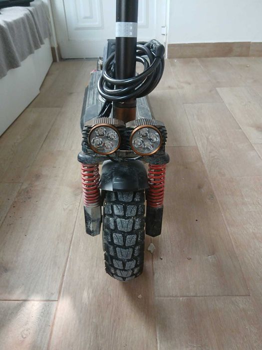 Trotinete UrbanGlide eCross Pro Motor 800W Bateria 48V Autonomia 50Km
