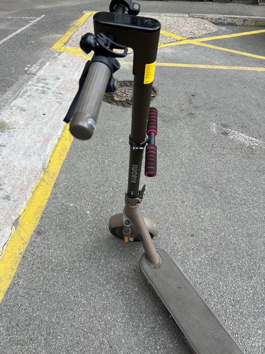 Електросамокат Xiaomi Mi Electric Scooter