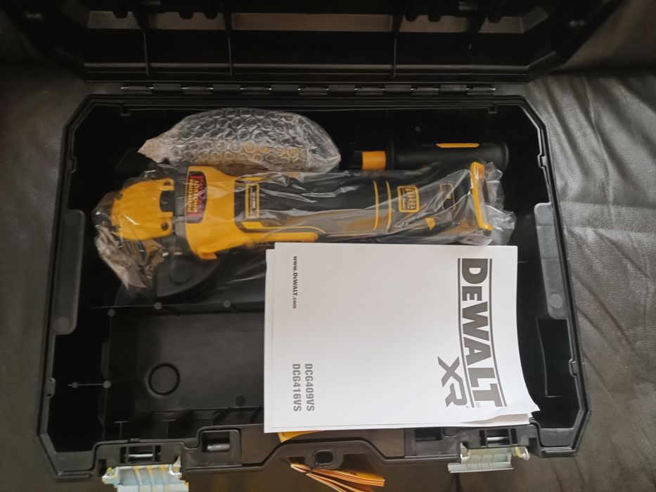 DeWALT DCG409VSNT Кутова шліфувальна машина з регульованою швидкістю (