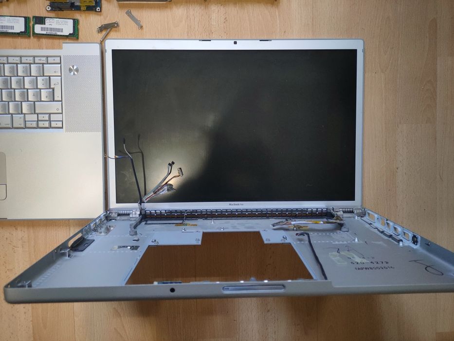 MacBook Pro A1229 на запчастини