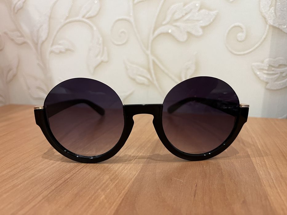 Сонцезахисні окуляри