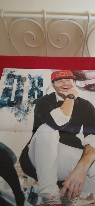 Poster do  D8, novo