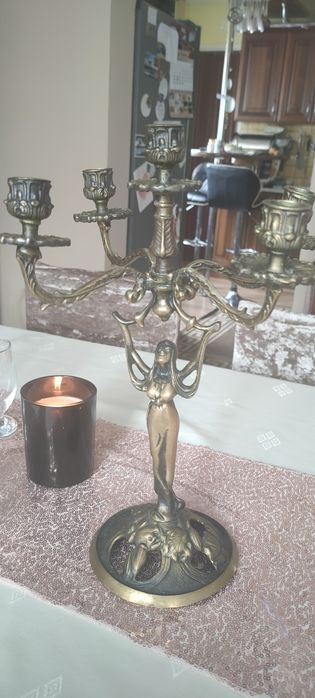 Świecznik mosiężny kobieta figurki cena promocyjna