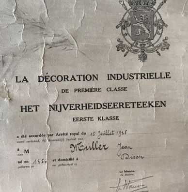 Certificado de 1925 - La décoration industrielle de premier classe