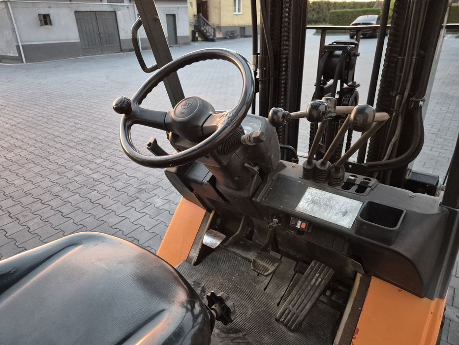 Wózek widłowy TOYOTA BT 7FGF18, triplex, przesuw, terenowy