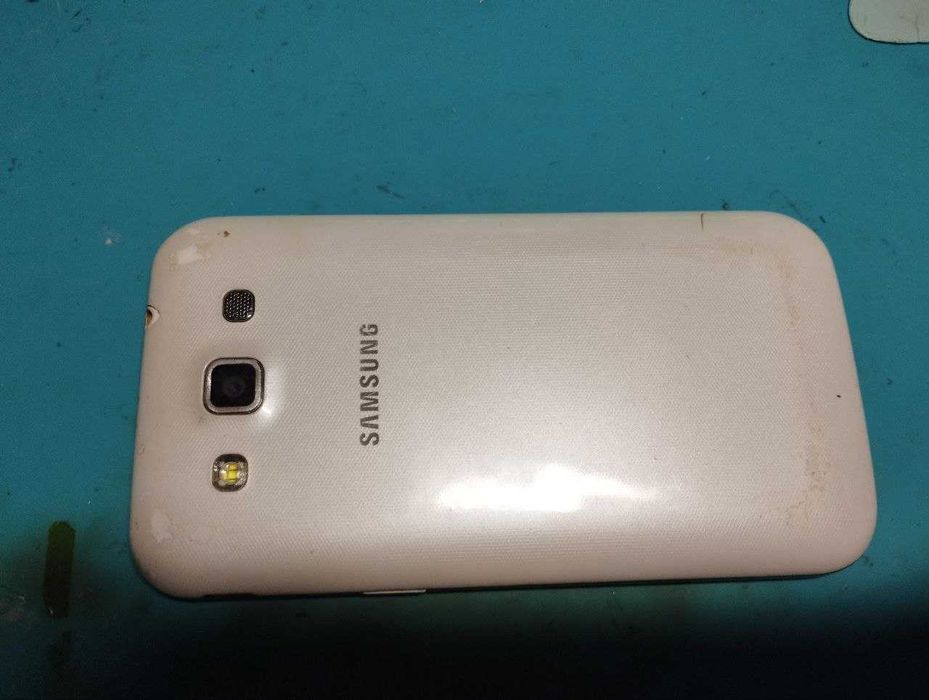 Samsung GT-I8552