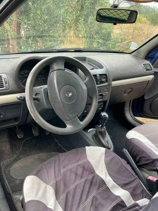 Renaul Clio 1.5 65 cv  - Correia de distribuição mudada à 20000 km