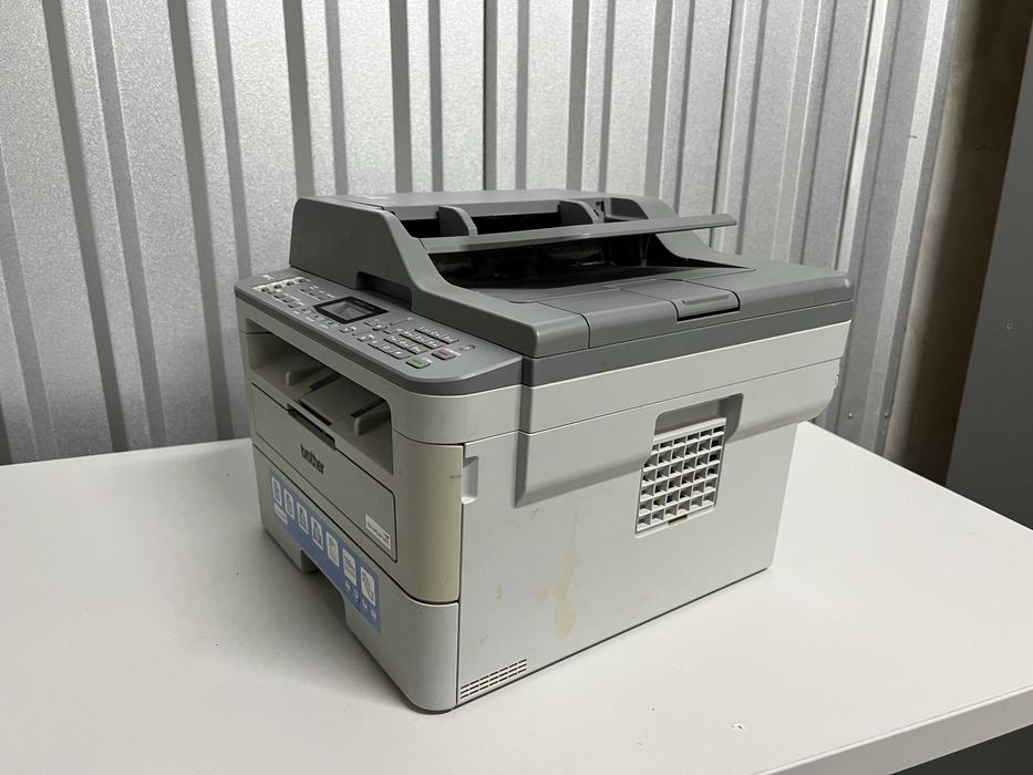 Drukarka laserowa 4-w-1 (druk, skan, kopiowanie, fax)