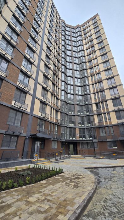 Без комиссии и доп.расходов!Прохоровский квартал, 3-х комнатная 1 этаж