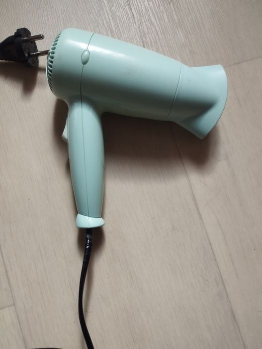 Фен компактний Philips