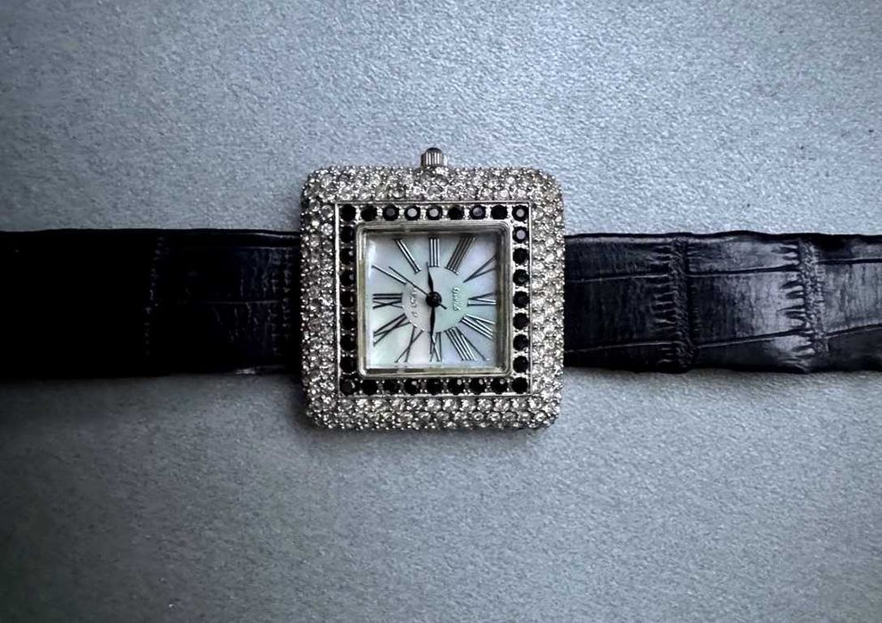 продам женские часы наручные LeChic CL 1487 S BK