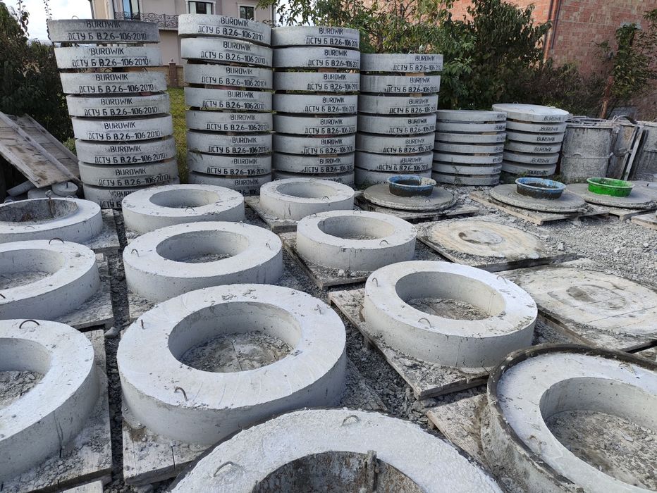 Продаж залізобетонних кілець та плит різних розмірів