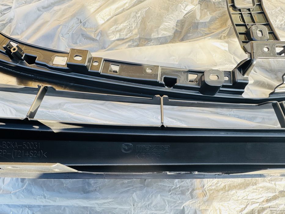 Бампер передний Мазда 3 ВР 2019 2020 Седан США оригинал