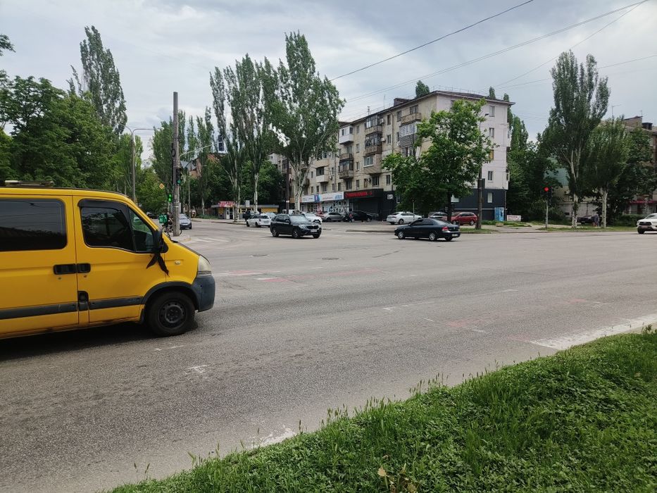 Здається торгово/офісне приміщення р-н Лахті