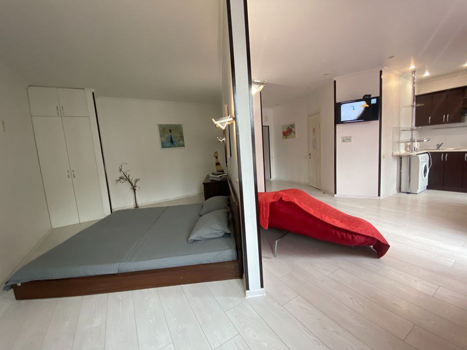 Подобово, Gulliver, Басейна 10, Хрещатик