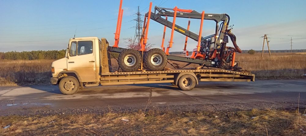 Евакуатор Рівне.Вантажні перевезення евакуатором  до 5т.