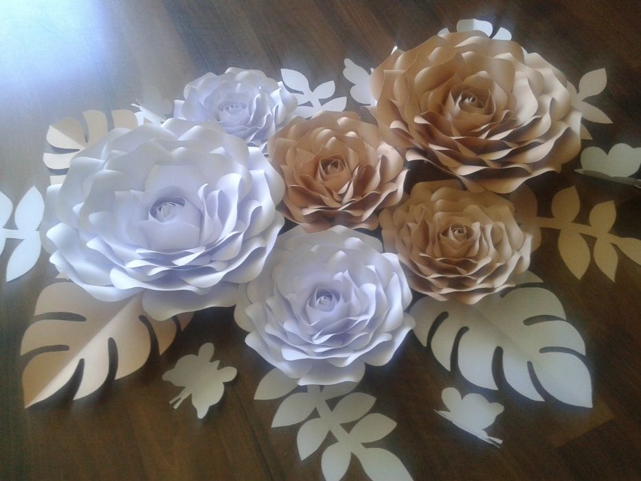 Kwiaty Chanel z papieru