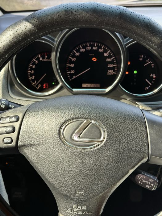 Продам Lexus RX 300