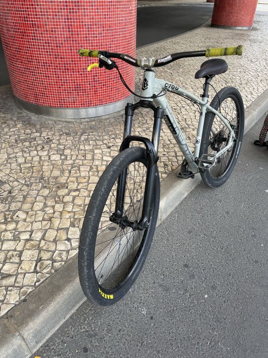 Volante renthal de carbono