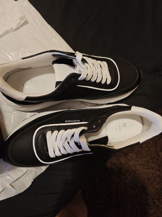 Sprzedam nowe buty męskie Aigner Justin 1 czarne w pudełku.