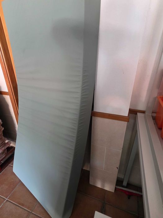 Colchão Hospitalar Impermeável 188x91x14 cm – Bom Estado
