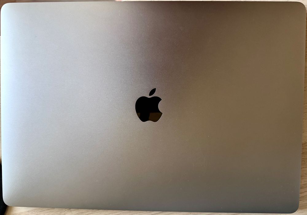 MacBook Pro 15 polegadas Intel Core I7 - 16GB SDRAM - SSD 512 GB