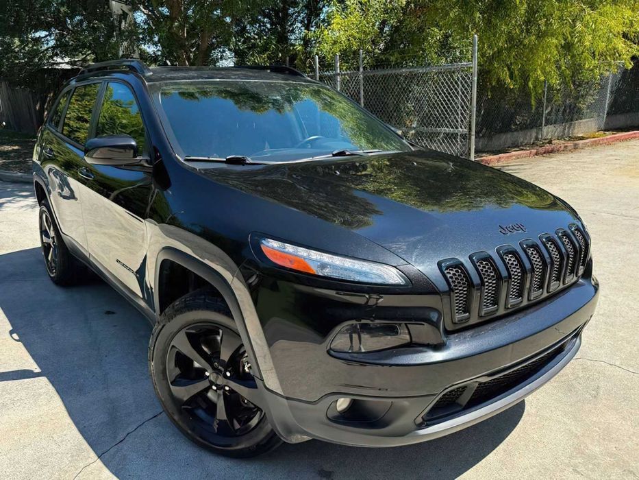 Jeep Cherokee      2016