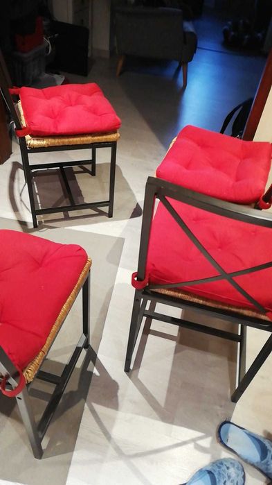 Cadeiras de ferro com assento em vime (2x)