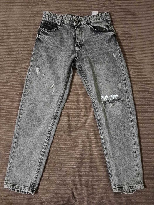 Стильні джинси сірого кольору