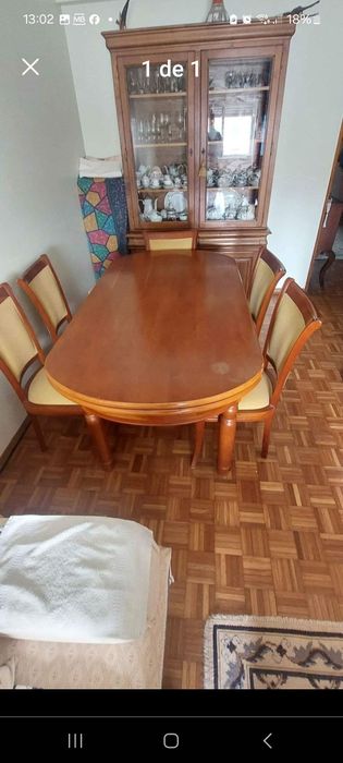 Mesa de sala e 6 cadeiras