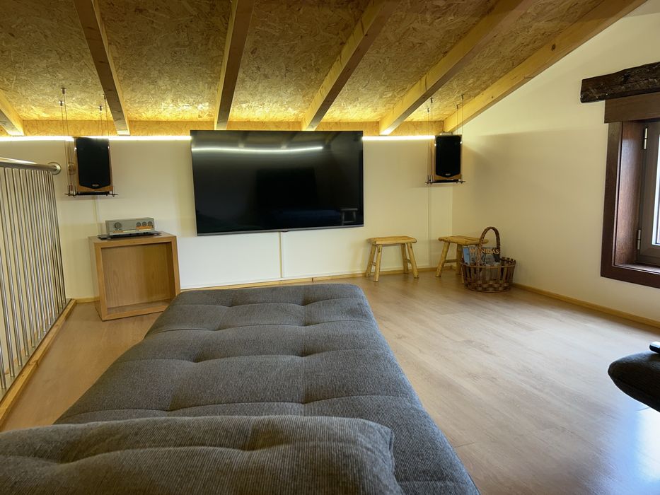 Arrendo T1 em zona tranquila na natureza para professora ou estudante