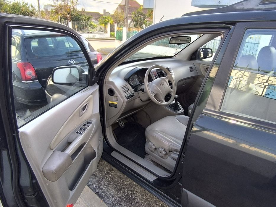 Hiunday Tucson  procura nova paragem