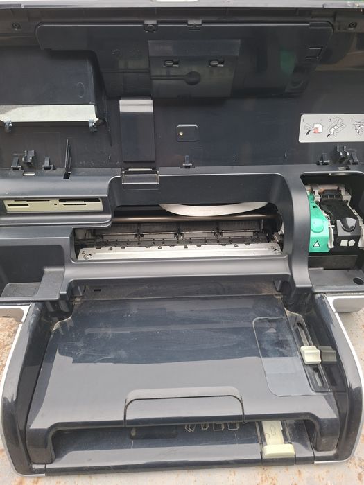 Принтер HP Photosmart 8153 у робочому стані
