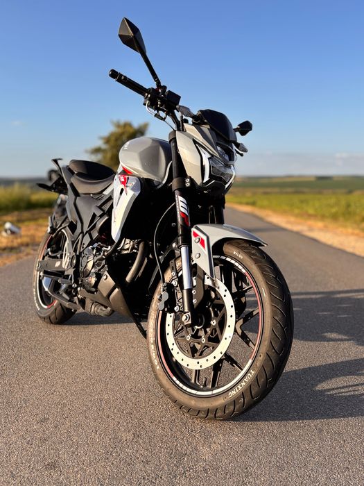 Мотоцикл Lifan sr220 4v