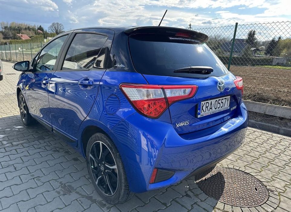 Wynajem długoterminowy auta   Yaris 1.5 Hybrid Selection automat